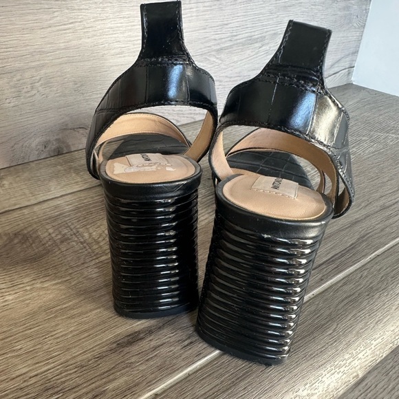 Antonia Melani Sandals Black Heels size 7 - Picture 4 of 5